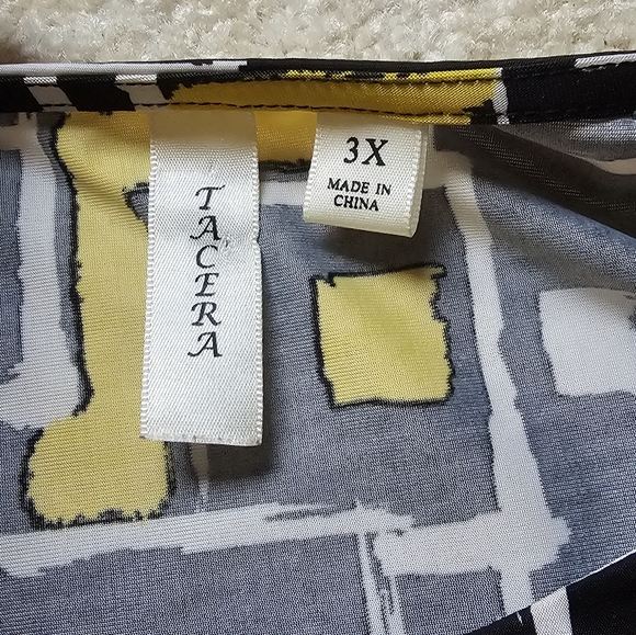 Tacera Keyhole Tunic Sizx 3X - Picture 3 of 3